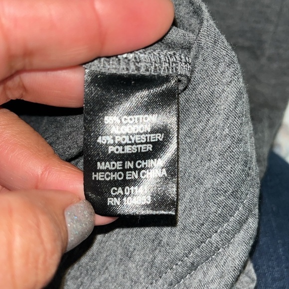 American Essentials Luxury size Large Gray Short Sleeve Tee with Black Accents - Picture 9 of 9